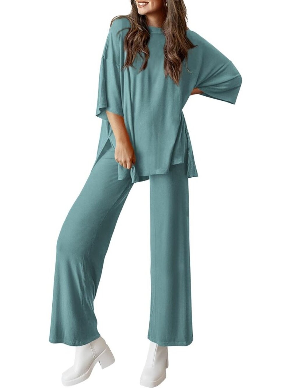 Chic Two-Piece Lounge Set for Women | Comfy Matching Outfit for Relaxation